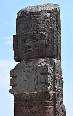 The giant Toltec warriors of Tula - East West Quest